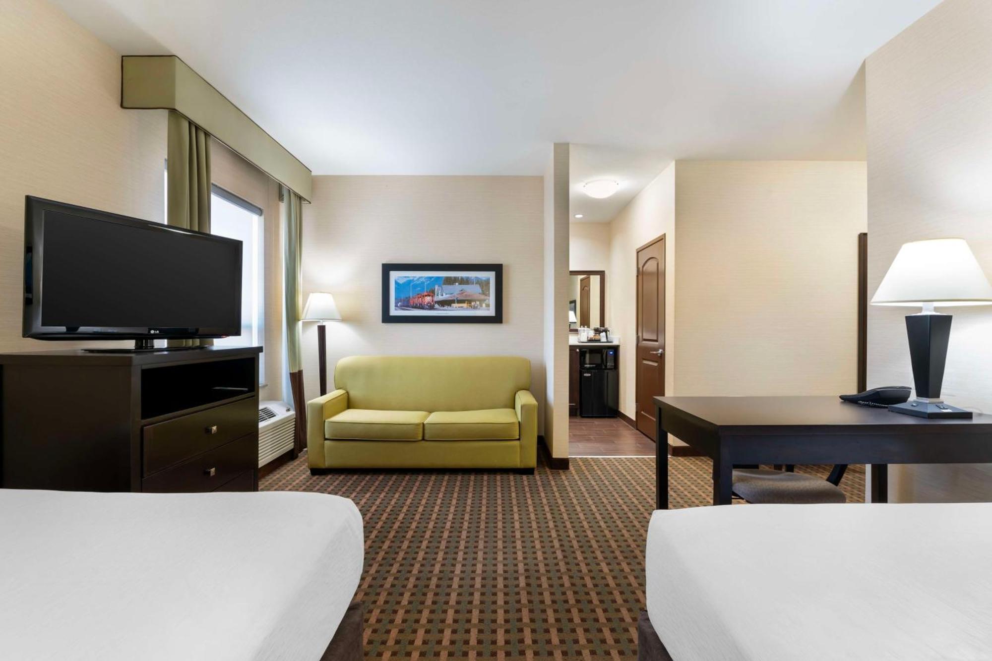 Western Pacific 3*